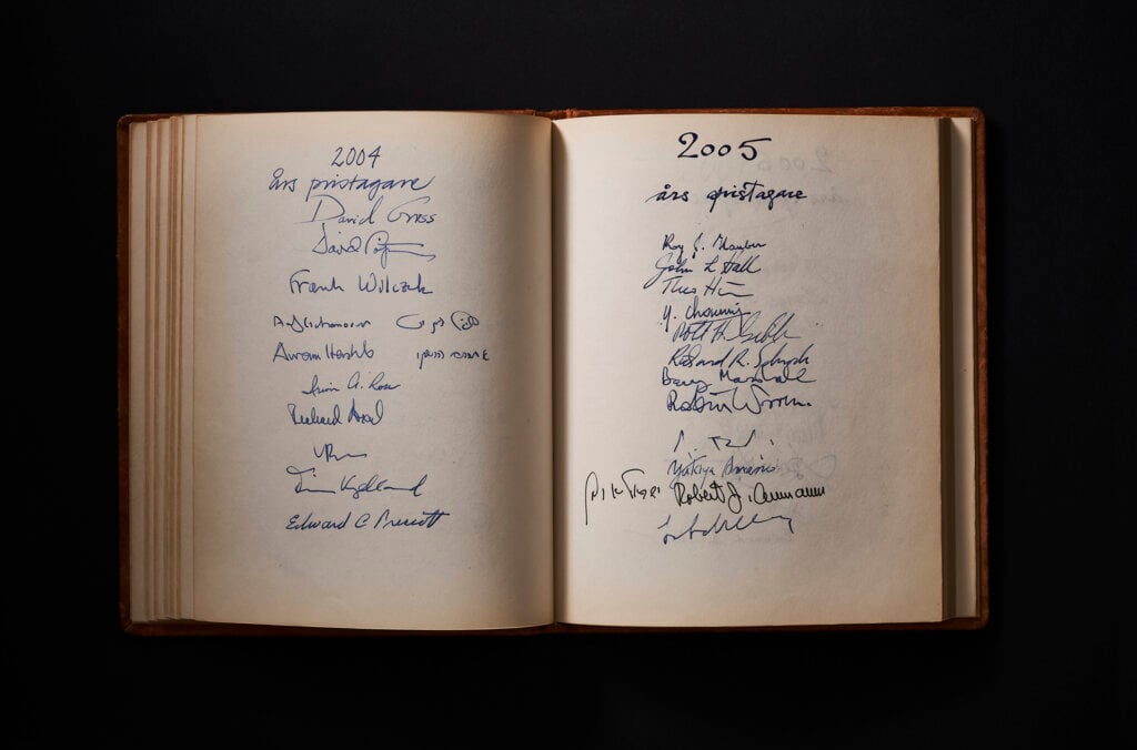 Signatures in a guestbook