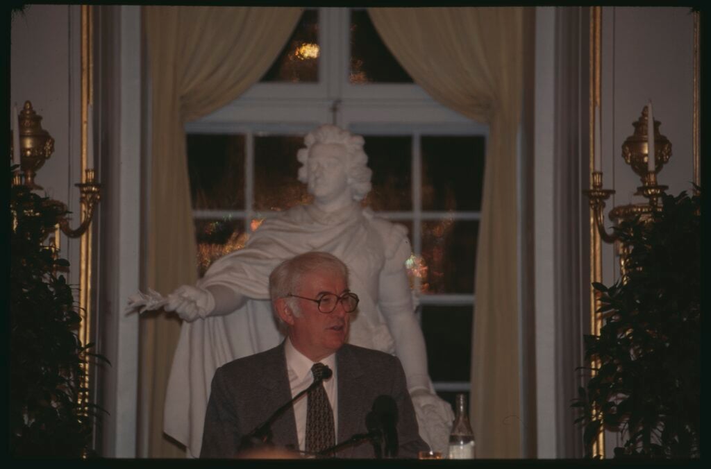 Seamus Heaney delivering his Nobel Prize lecture