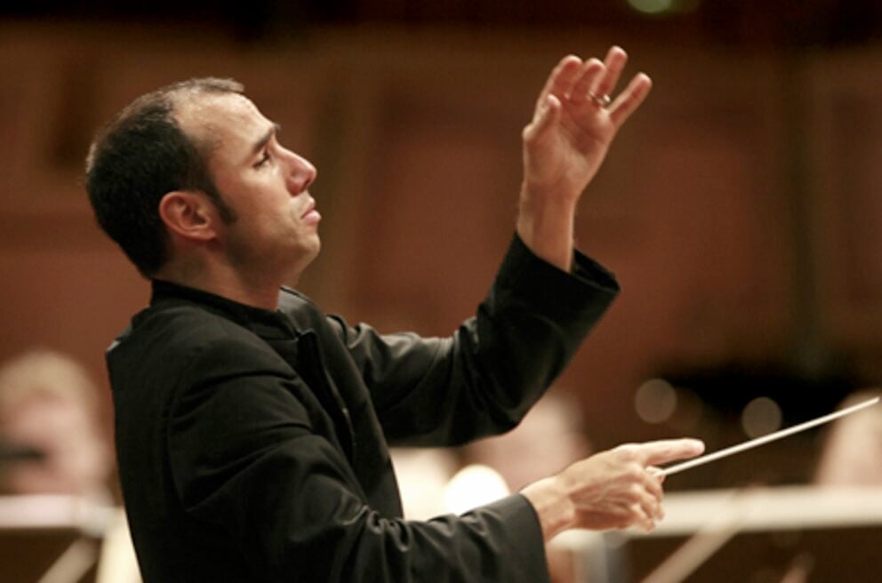 Lawrence Renes, conductor