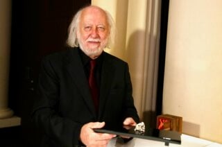 László Krasznahorkai donated a Netsuke