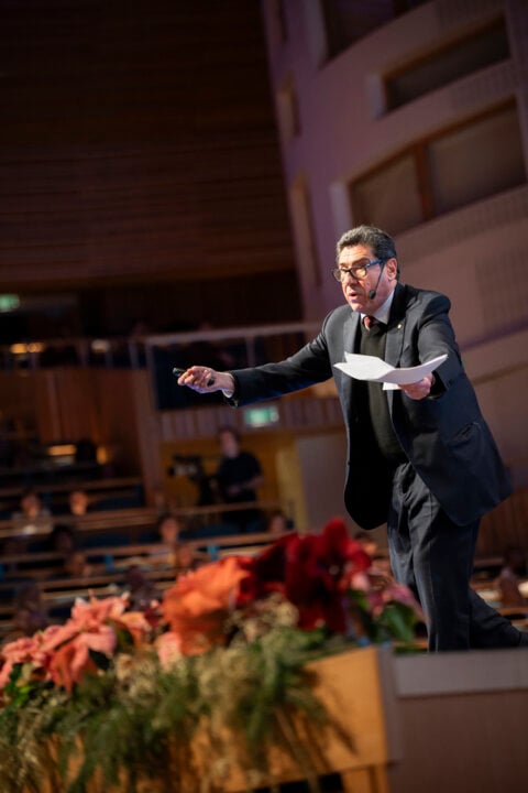 Philippe Aghion lecturing