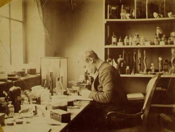 Fridtjof Nansen with a microscope.