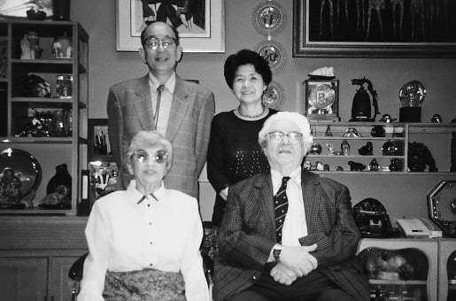 With Professor and Mrs. Brown at their home in Indiana (USA), June 1995.